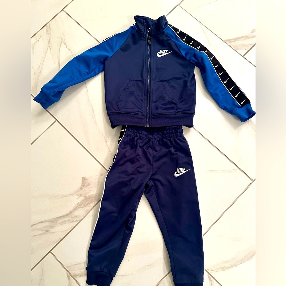 Toddler boys 2T 3T Nike track suit pants jacket